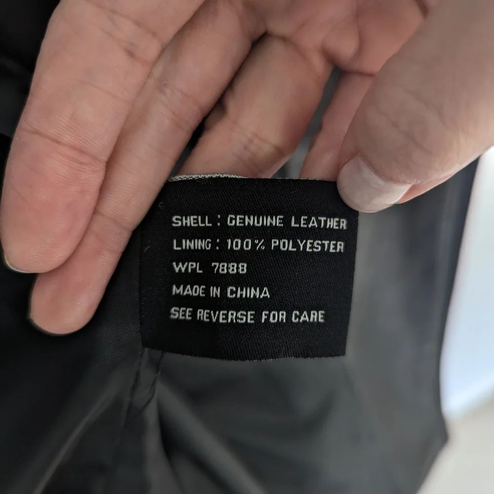 Anne Klein Black Leather Jacket with Classic Design - Picture 9 of 14